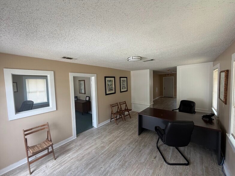 31625 LA-22, Springfield, LA à louer - Photo du bâtiment - Image 3 de 11