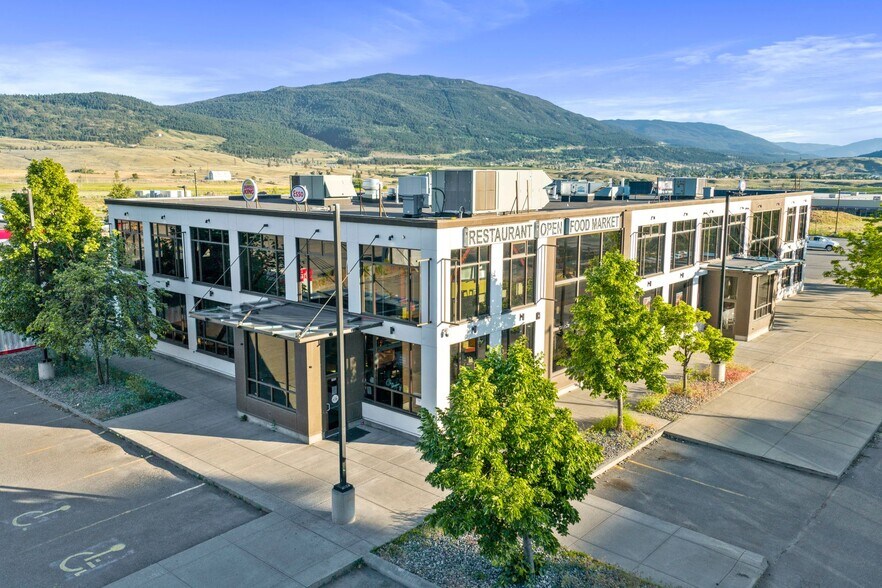 3999 Airport Rd, Merritt, BC à vendre - Photo du bâtiment - Image 2 de 3