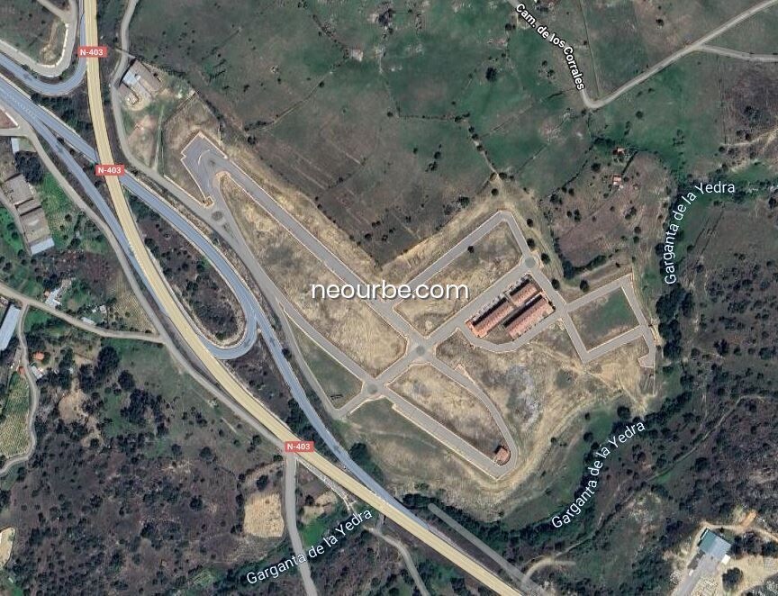 Immeuble residentiel dans El Tiemblo, Ávila à vendre Plan cadastral- Image 1 de 4