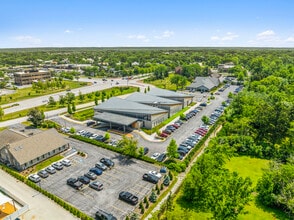 7600 County Line Rd, Burr Ridge, IL - Aerial map view