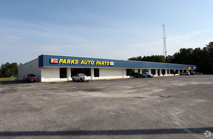 445 N Highway 52, Moncks Corner, SC for lease - Primary Photo - Image 1 of 2