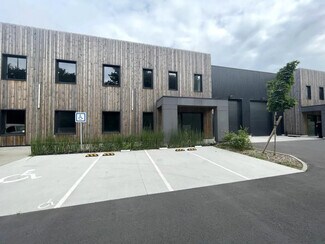 Plus de détails pour Bureau, Local d'activités à louer