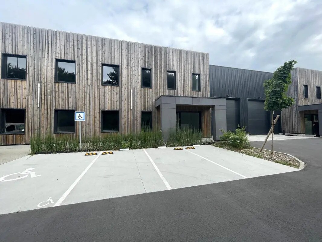 Bureau dans Wambrechies à louer Photo du bâtiment- Image 1 de 16