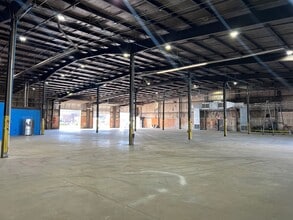 7700 Boeing Dr, Greensboro, NC for lease Interior Photo- Image 2 of 2