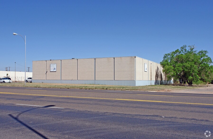 520 34th St, Lubbock, TX à louer - Photo du bâtiment - Image 2 de 10