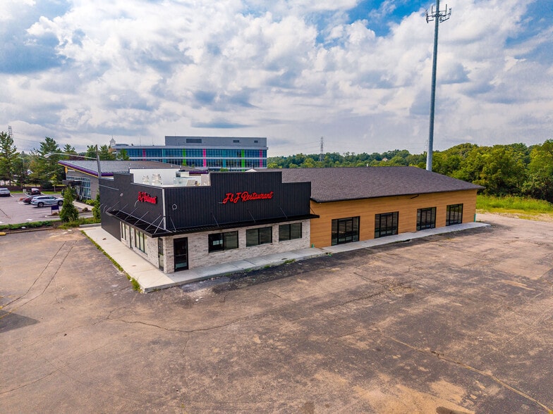 5939 Harrison Ave, Cincinnati, OH for lease - Building Photo - Image 2 of 22