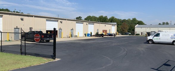 595 Old Drug Store Rd, Garner, NC à louer - Photo du bâtiment - Image 2 de 4