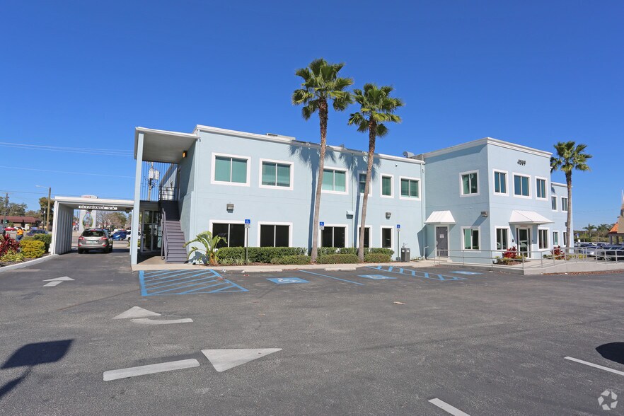 4809 N Armenia Ave, Tampa, FL à louer - Photo du bâtiment - Image 3 de 13