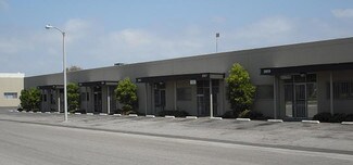 Plus de détails pour 2021-2041 S Lyon St, Santa Ana, CA - Industriel à louer