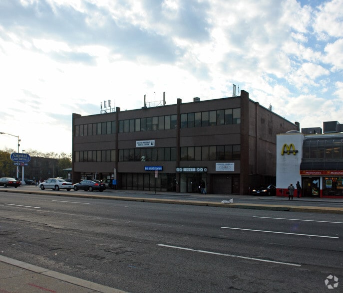 1647 Benning Rd NE, Washington, DC for lease - Primary Photo - Image 1 of 13