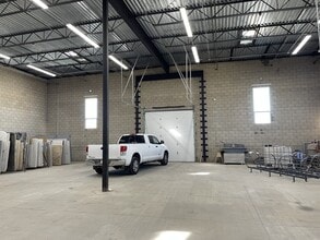 610 E Avenue L, Lancaster, CA à louer Photo intérieure- Image 2 de 5