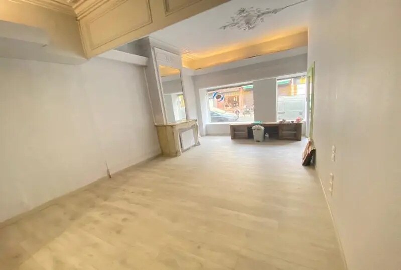 Retail in Lille for sale - Building Photo - Image 2 of 7