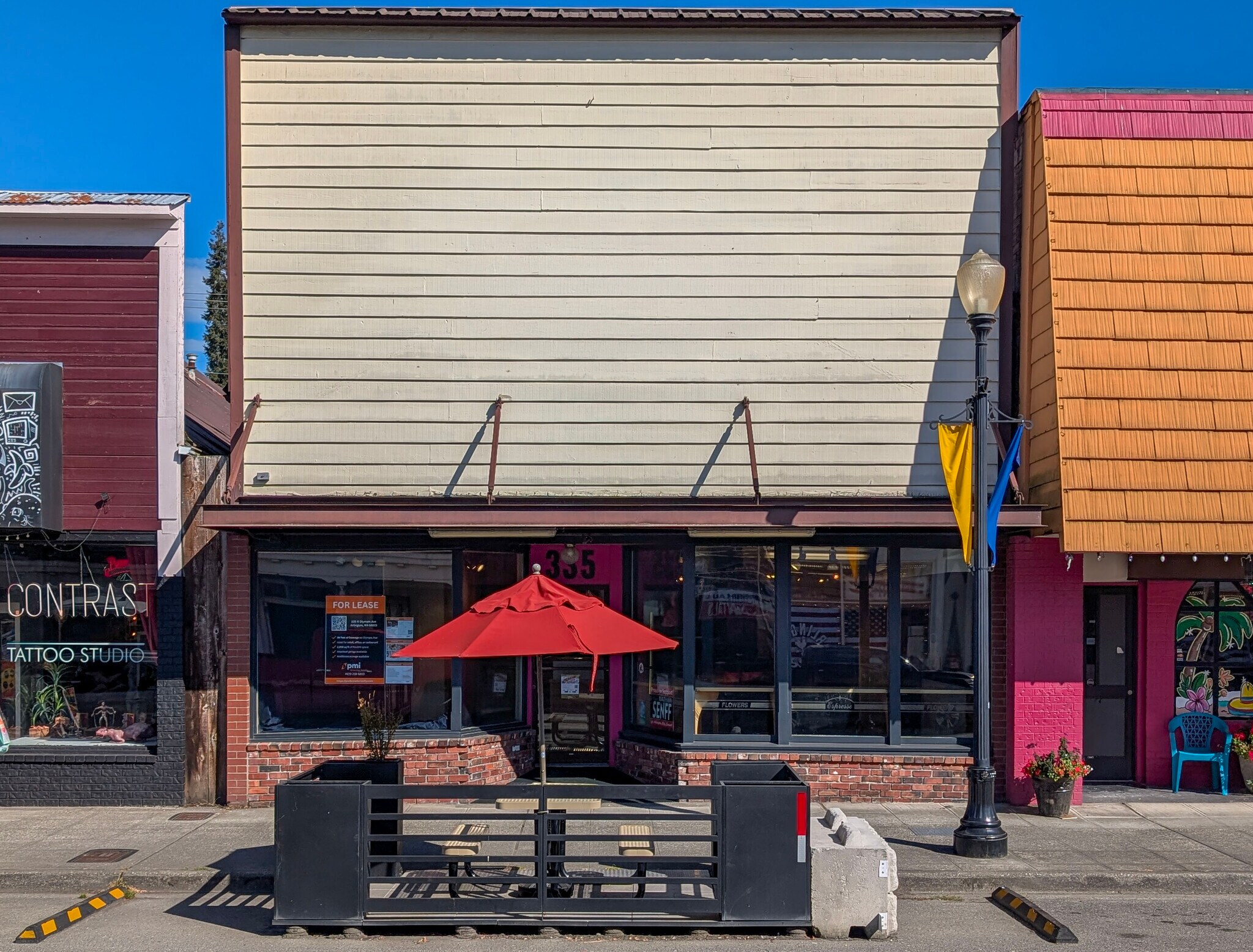 335 N Olympic Ave, Arlington, WA à louer Photo du bâtiment- Image 1 de 6