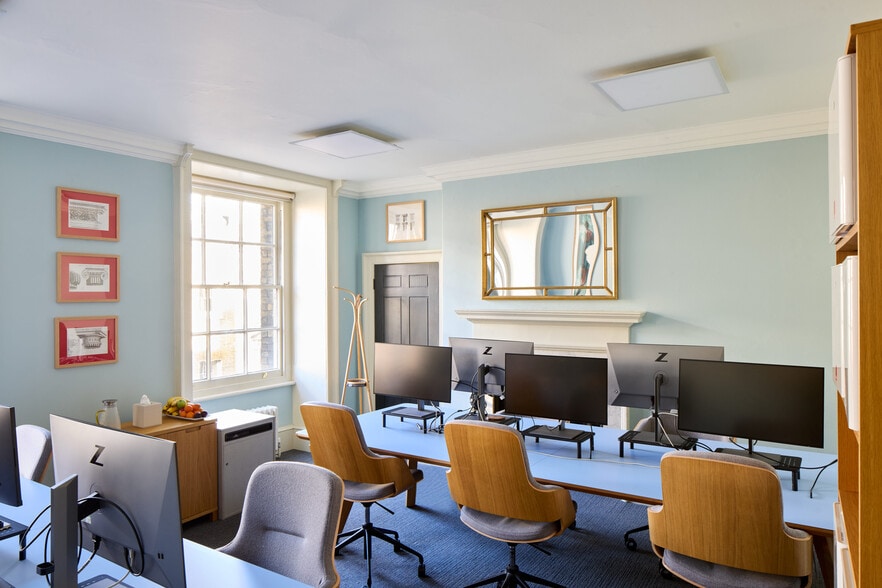 Strand, London for lease - Building Photo - Image 1 of 15