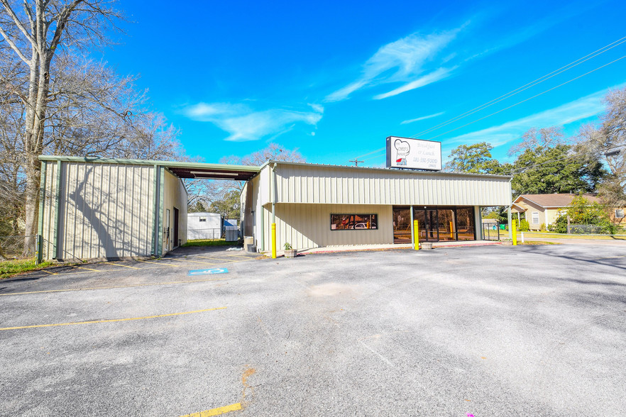 500 Plum Grove, Cleveland, TX for sale - Building Photo - Image 1 of 1