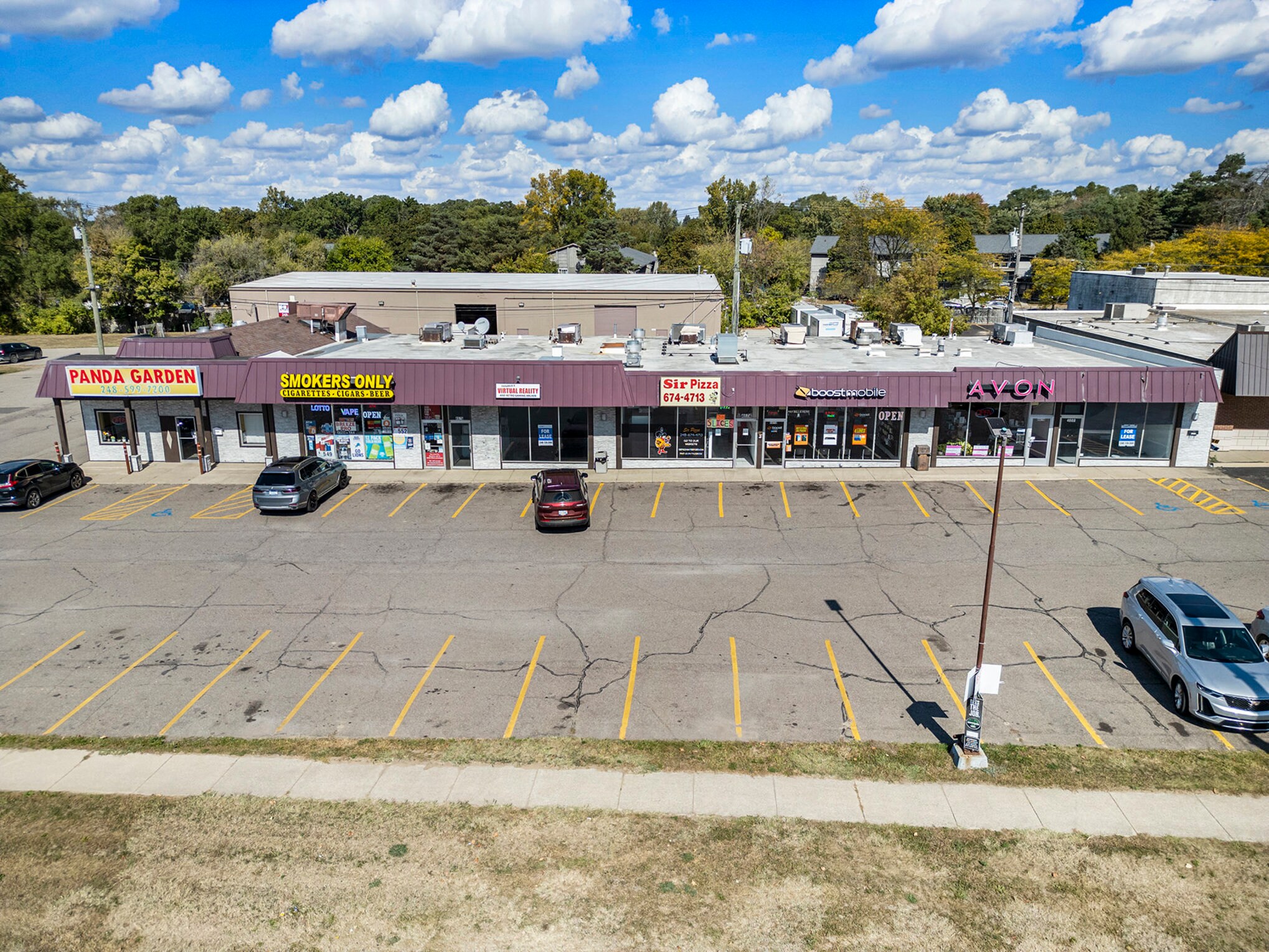 4668-4680 W Walton Blvd, Waterford, MI for lease Primary Photo- Image 1 of 5