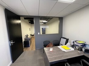 6901 S Yosemite St, Englewood, CO for lease Interior Photo- Image 2 of 3