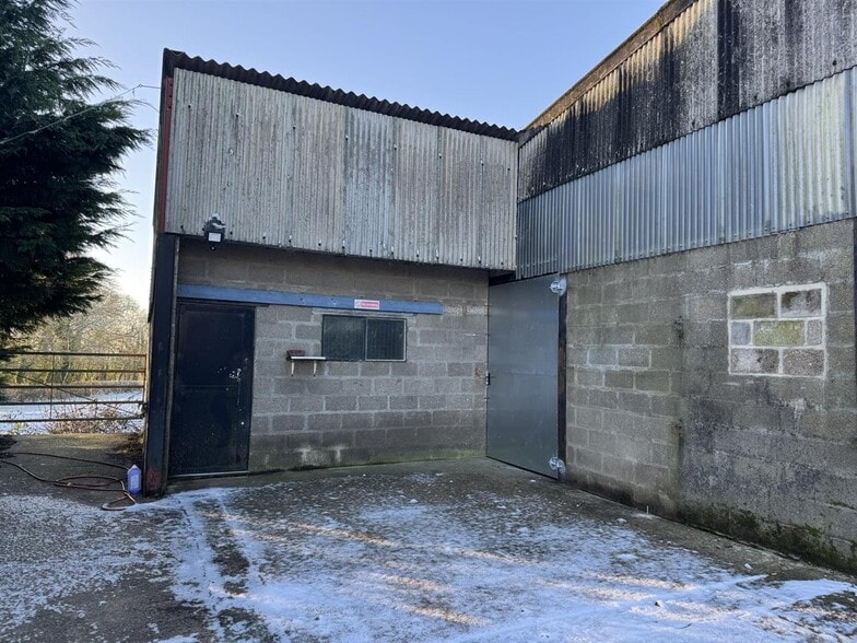 4 B3143, Piddletrenthide for lease - Building Photo - Image 2 of 5