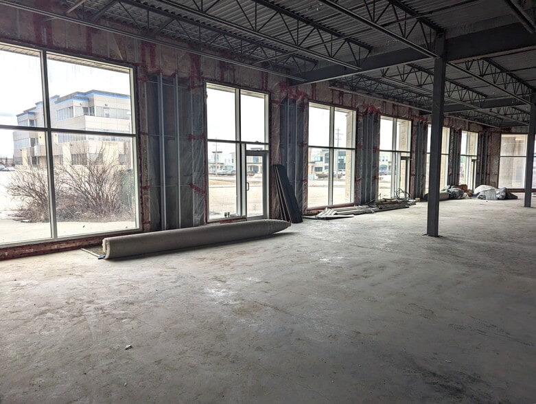 2134 Premier Way, Sherwood Park, AB for sale - Interior Photo - Image 2 of 8