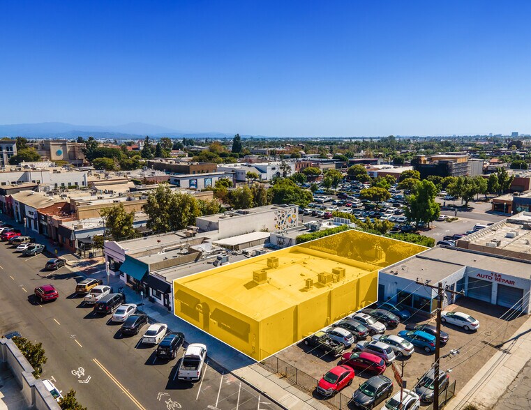 140 W Wilshire Ave, Fullerton, CA à vendre - Photo du bâtiment - Image 2 de 11