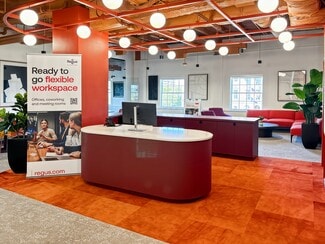 Plus de détails pour 2027 Dodge St, Omaha, NE - Coworking à louer
