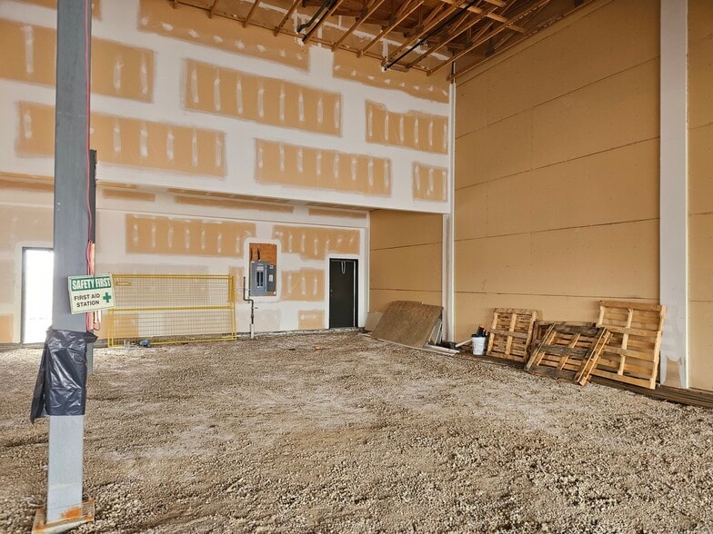 5116 46 Ave, Tofield, AB for lease - Building Photo - Image 3 of 10
