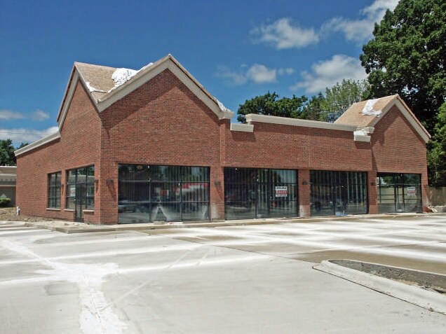 12954 Dix Toledo Rd, Southgate, MI à louer - Photo du bâtiment - Image 2 de 9