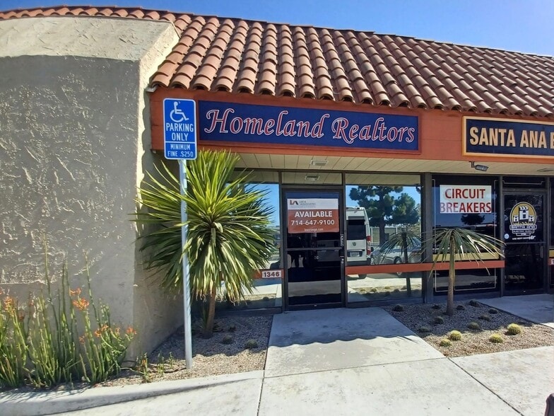 1340-1350 E Edinger Ave, Santa Ana, CA à louer - Photo du bâtiment - Image 2 de 7