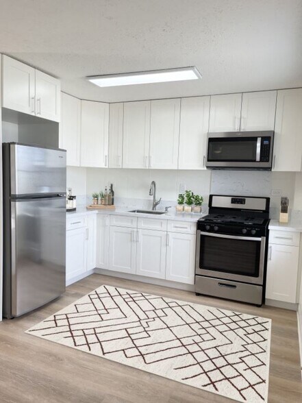 2848 Date St, Honolulu, HI à vendre - Photo du bâtiment - Image 2 de 13