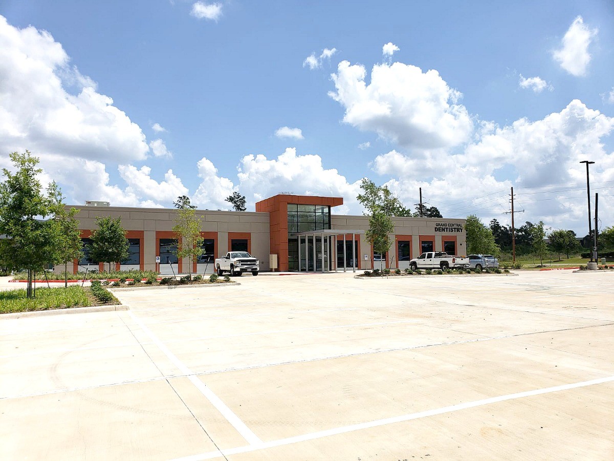 600 S Conroe Medical Dr, Conroe, TX à louer Photo principale- Image 1 de 36