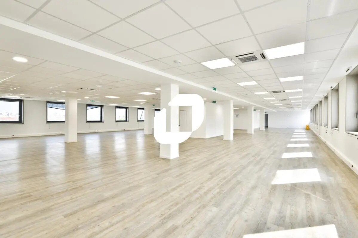 Office in Boulogne-Billancourt for sale Interior Photo- Image 1 of 7
