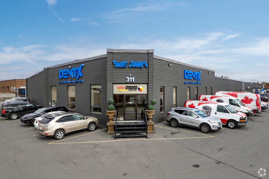 311 Bowes Rd, Vaughan, ON for lease - Primary Photo - Image 1 of 4