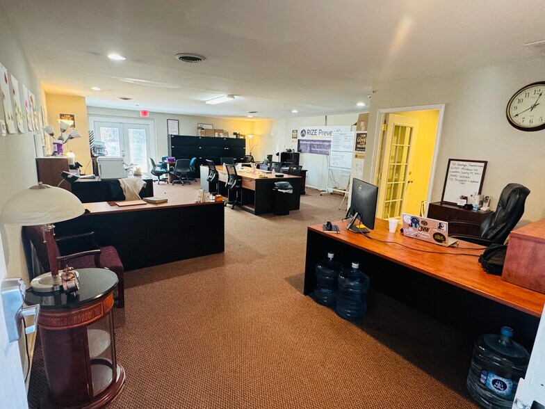 3104 Grandview Dr, Simpsonville, SC à louer - Photo du bâtiment - Image 3 de 7