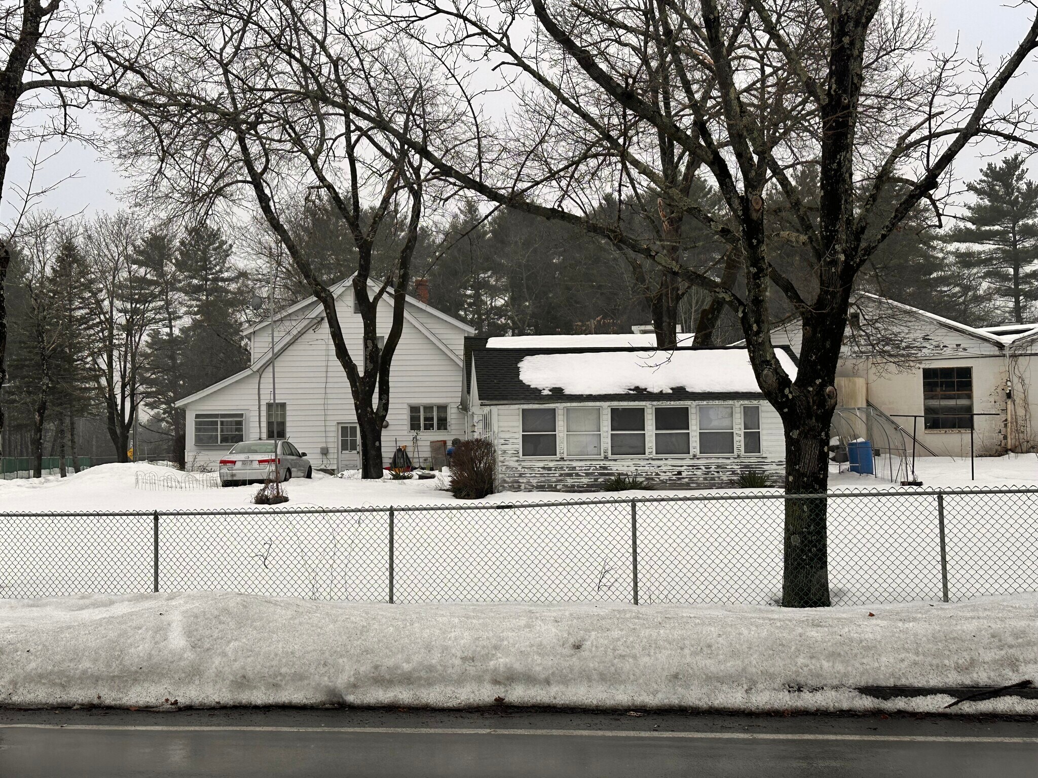 214 Feeding Hills Rd, Southwick, MA à vendre Photo principale- Image 1 de 15