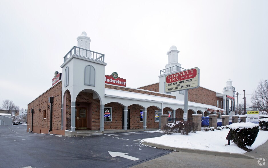 176 Weldon Pky, Maryland Heights, MO à louer - Photo du bâtiment - Image 2 de 3