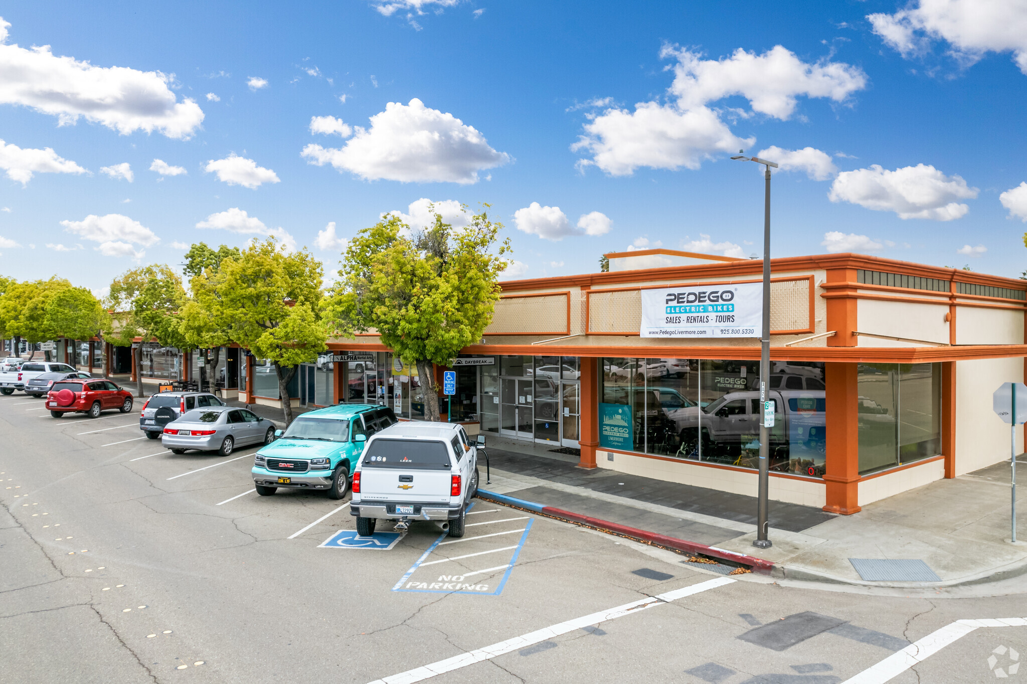 1911-1983 2nd St, Livermore, CA for sale Primary Photo- Image 1 of 1