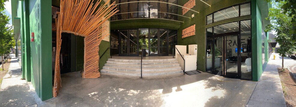51 NE 24th St, Miami, FL à louer - Photo du bâtiment - Image 2 de 15