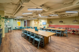 Calle del Príncipe de Vergara, 112, Madrid, Madrid for lease Interior Photo- Image 2 of 17