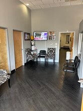 800-820 NE Mall Rd, Hurst, TX à louer Photo du bâtiment- Image 2 de 4