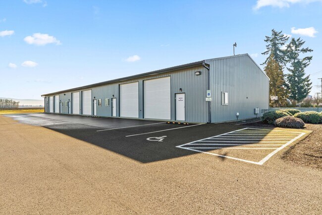 Plus de détails pour 93303 Prairie Rd, Junction City, OR - Industriel à louer