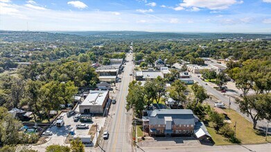 301 NE Barnard St, Glen Rose, TX - Aérien  Vue de la carte - Image1