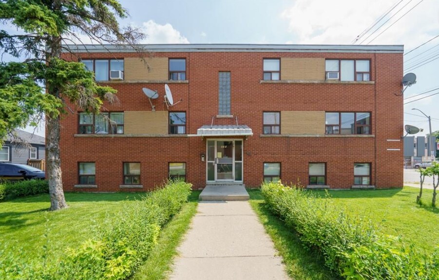 311 E 28th St, Hamilton, ON à vendre - Photo du bâtiment - Image 1 de 21