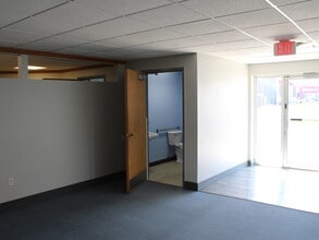 223 N Seymour St, Fond Du Lac, WI for lease Interior Photo- Image 2 of 15