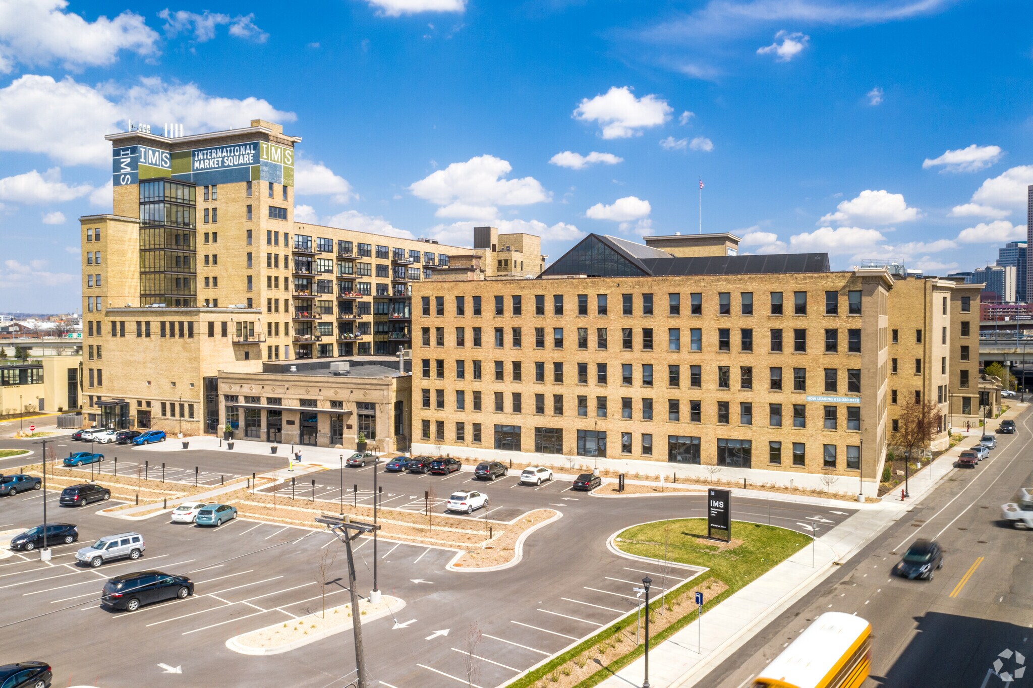 275 Market St, Minneapolis, MN à louer Photo du bâtiment- Image 1 de 20