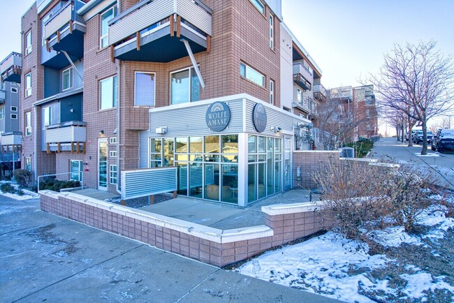 More details for 2810 E College Ave, Boulder, CO - Retail for Sale