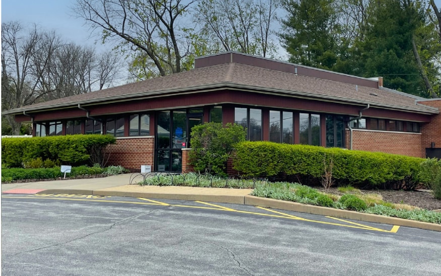 210 Clarkson Rd, Ballwin, MO for lease - Building Photo - Image 2 of 3