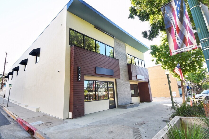 2355-2357 Honolulu Ave, Montrose, CA à louer - Photo du bâtiment - Image 3 de 6