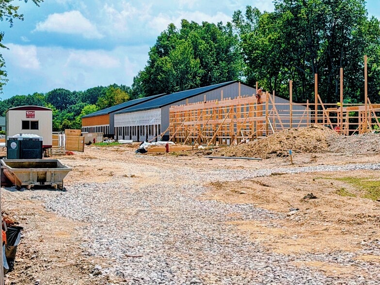 2570 Medina Rd, Medina, OH for lease - Building Photo - Image 3 of 10