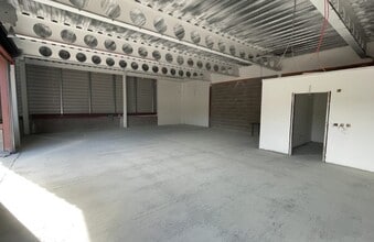 Luna Pl, Dundee for lease Interior Photo- Image 1 of 1