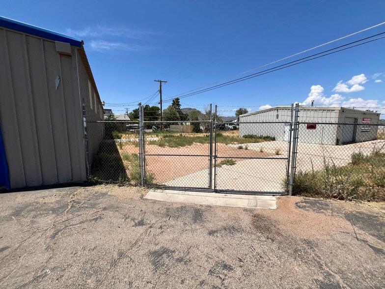 2365 Northern Ave, Kingman, AZ for lease - Building Photo - Image 2 of 3